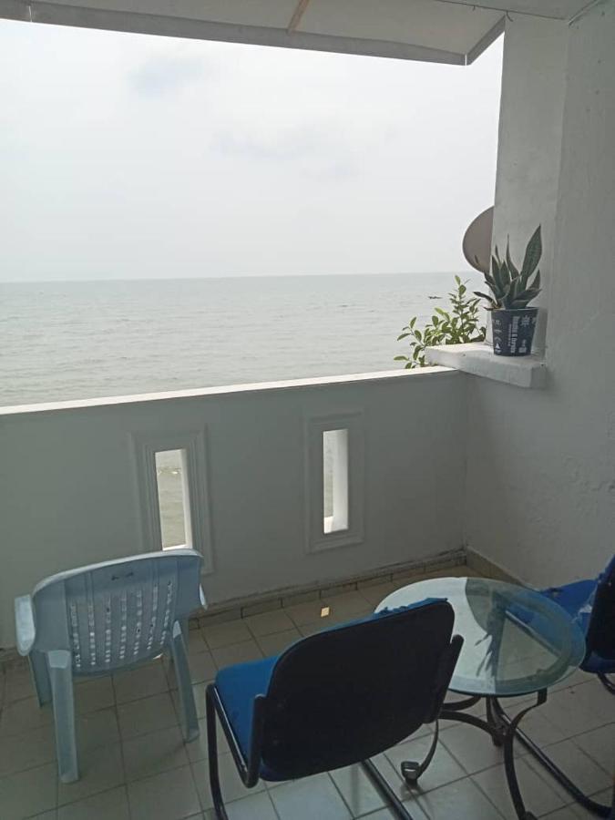 Seaview Corus Paradise Lagoon Taman Haji Zainal Jalan Pantai Batu 3 Daire Port Dickson Dış mekan fotoğraf