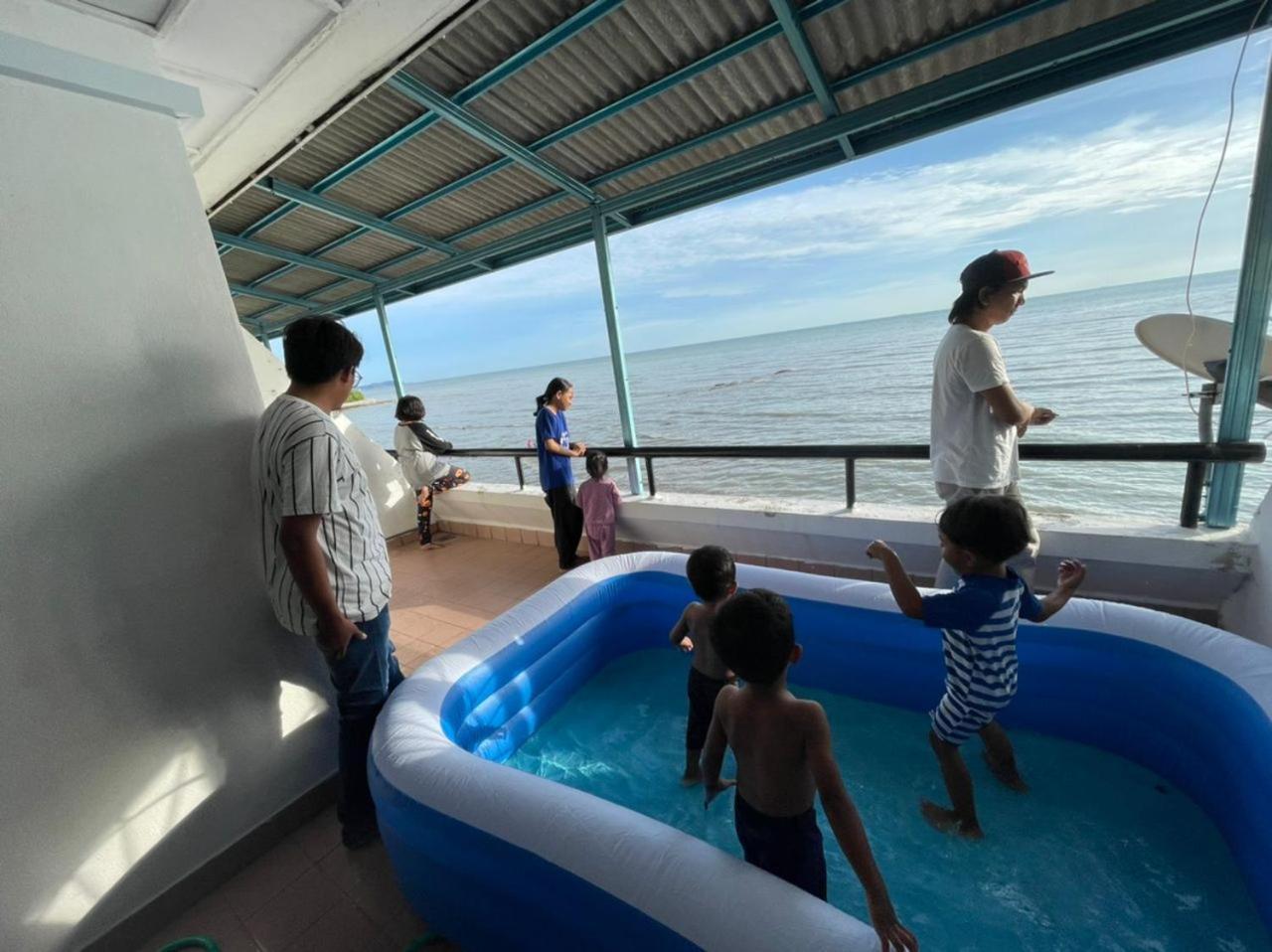 Seaview Corus Paradise Lagoon Taman Haji Zainal Jalan Pantai Batu 3 Daire Port Dickson Dış mekan fotoğraf